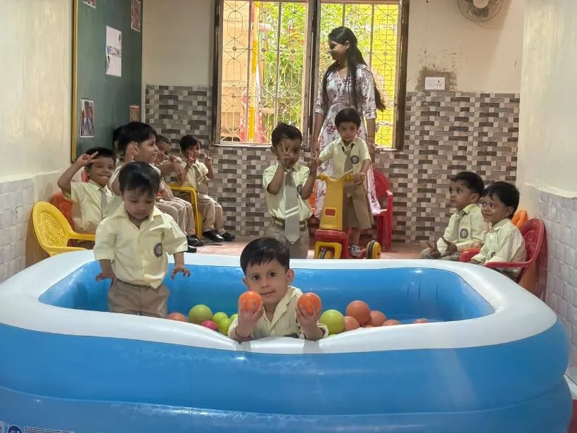 School building exterior — Children Glory High School, Morar, Gwalior